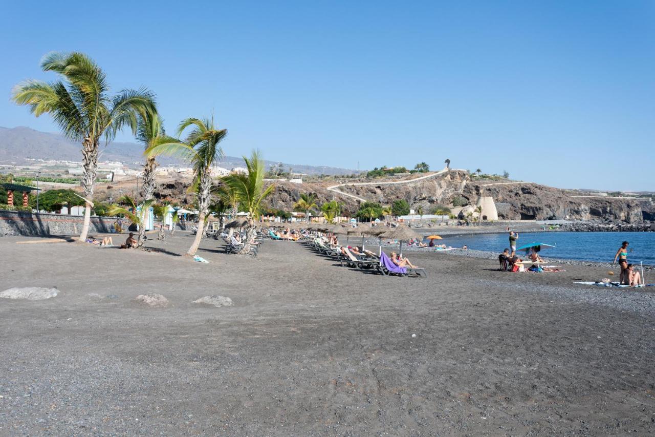 Coastal Escape Apartment Playa de San Juan  Exterior photo